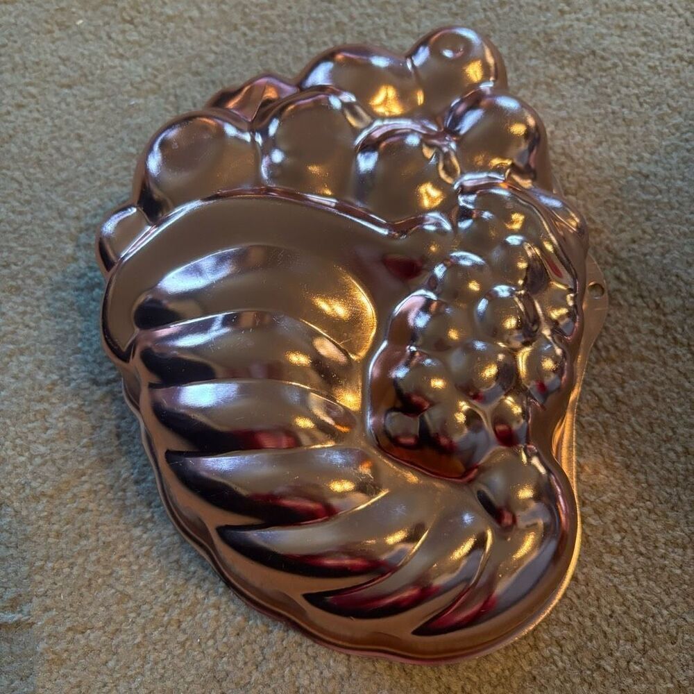 Wear-Ever Vintage Copper Cornucopia 6 Cup Jello Mold